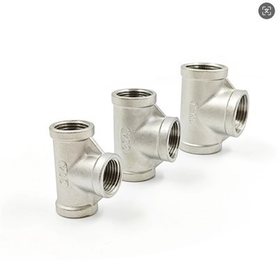 Ceanglóir Tee teilgthe Cruach Dhosmálta