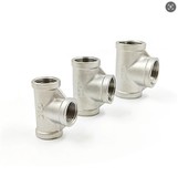 Ceanglóir Tee teilgthe Cruach Dhosmálta